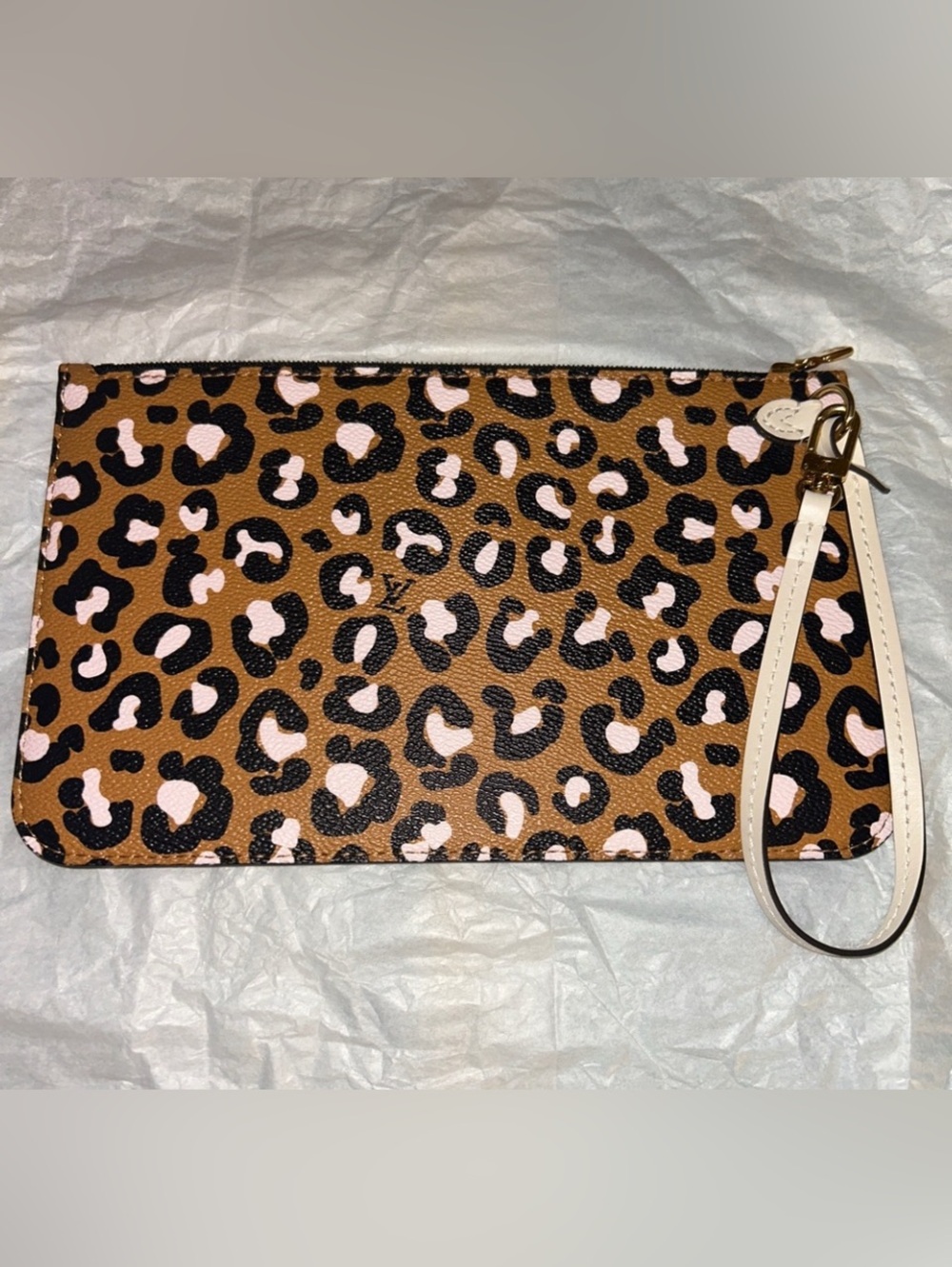 Louis Vuitton Wild At Heart Neverfull Pouch New Microchipped